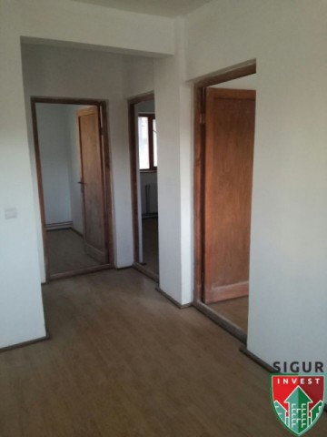 apartament-de-vanzare-cu-4-camere-nou-decomandat-in-cisnadie-2